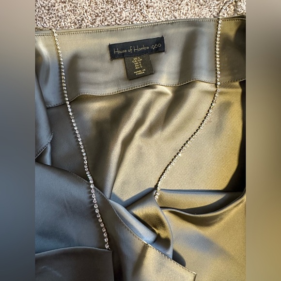 House of Harlow Olive Green Satin Drape Neck Gems Spaghetti Strap Top Sz S /NWOT - Picture 7 of 7